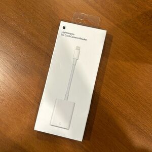 Lightning to SD Camera Card Reader